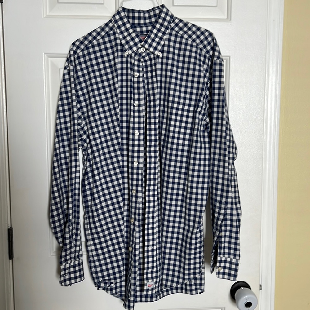 Vineyard Vines button down